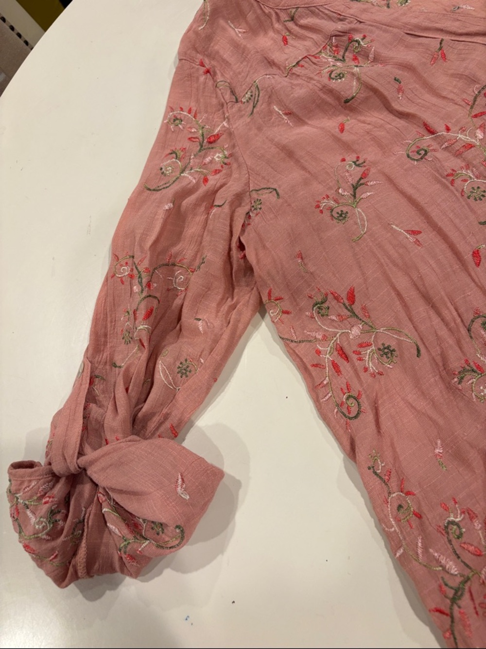 fig and flower Pink Embroidered Button-Down Blouse size 2x - Picture 3 of 7